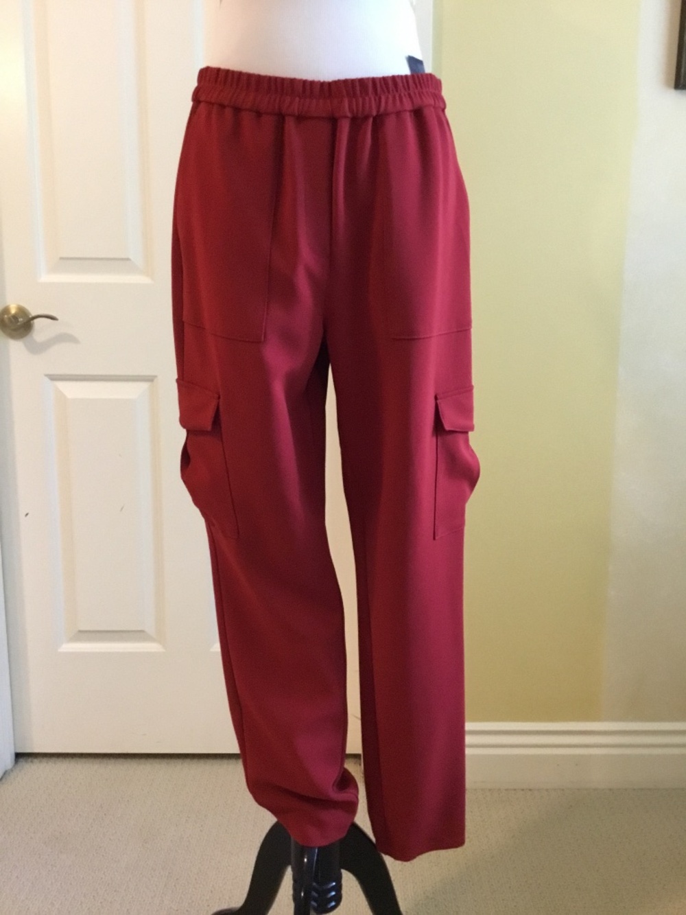 Theory Northsound Cargo Jogger Pants – NWT